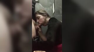 Kate Met on ​Z​oneFu​​ck​​ C​om​ Give Public Toilet Blowjob