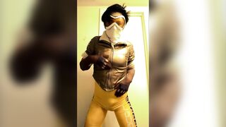 Tracer Cosplay Tease