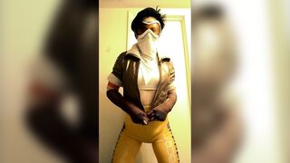 Tracer Cosplay Tease