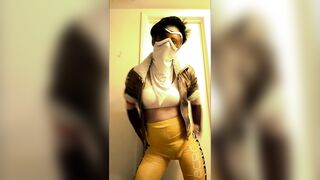 Tracer Cosplay Tease