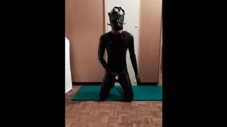 Transgirl with 3 Breathplay masks jerks off in Full Latex Suit