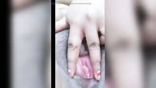 Desi mom masturbating and showing her pussy close-up and boobs